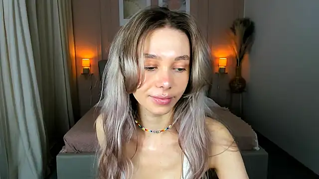 LuluAlis' Live XXX Chat