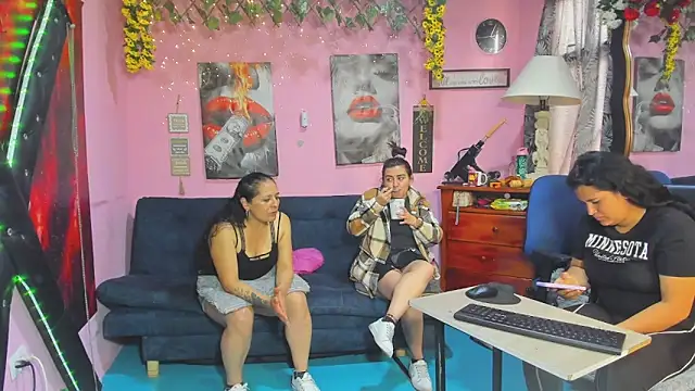 دردشة lesbiancuple الجنسية المباشرة