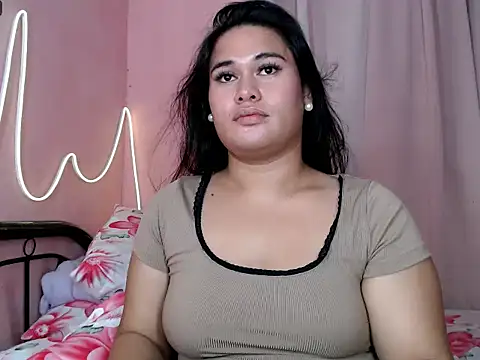 Miss_RebeccaLove's Webcam Show