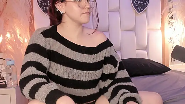 XXX chat uživo modela Daphne_And_Roger