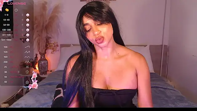 destinne_mill_'s Live XXX Chat