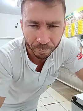 RobertoLuiz84's Webcam Show