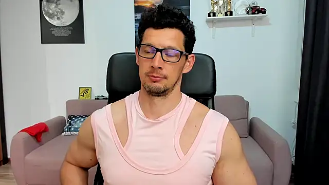 BrutusK08 Webcam show