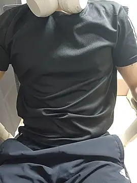 GGoongdi 网络视讯表演