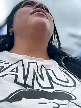 Czat XXX na żywo – _Mia-Safety_Inspector