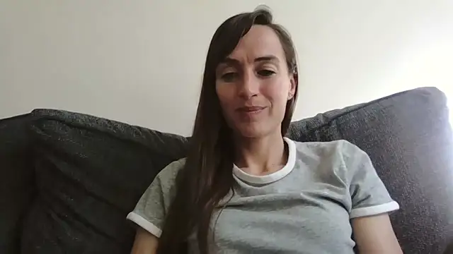 SportyBella_91 – Naživo XXX chat