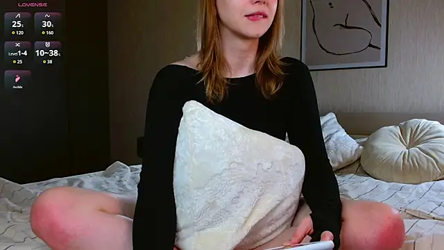 mynameloveeeeee Adlı Modelin Canlı XXX Sohbeti