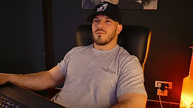 AngeloEric Show Webcam