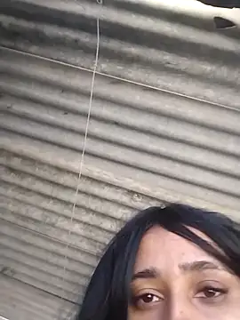 srtsaraのライブXXXチャット