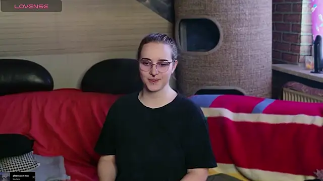 GamerGirl_Eve: онлайн-секс-чат