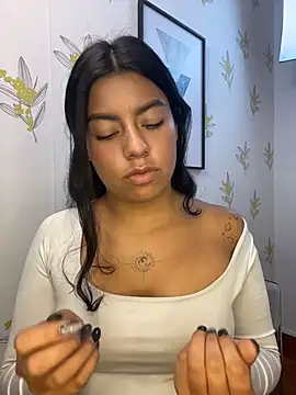 Laia_white: онлайн-секс-чат