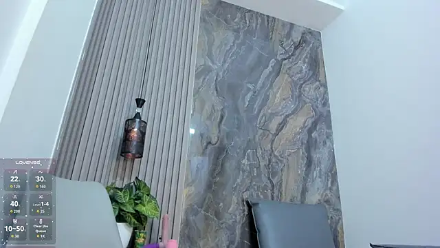 Czat XXX na żywo – ScarletDollxxx