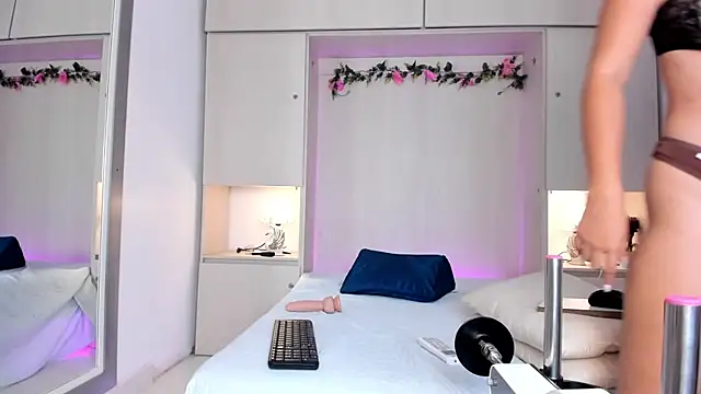 TessaLowe Live XXX Chat