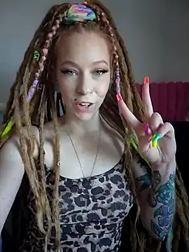 LucidLucy's Webcam Show