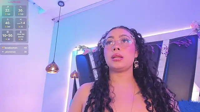 XXX chat uživo modela antonelllepiercee