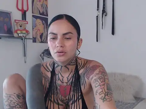 Chat XXX en directo de Perola__May