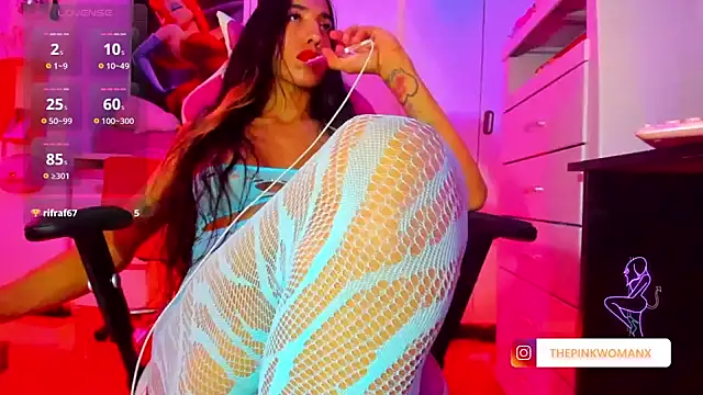 Show modela Theexoticgirl na web-kameri