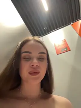 KristiRich élő XXX-chatje