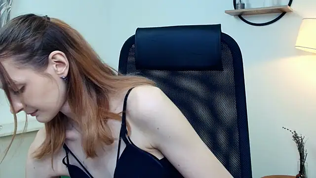 LoraLanett লাইভ XXX চ্যাট