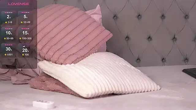 RebeccaRese Chat XXX live