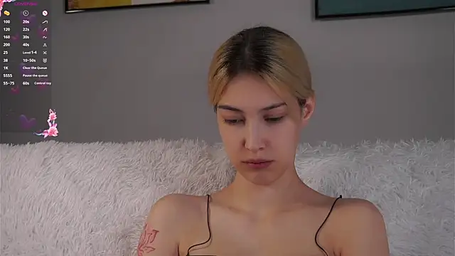 AngelicRice Chat XXX in diretta