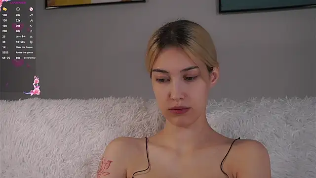 Chat +18 de AngelicRice ao vivo