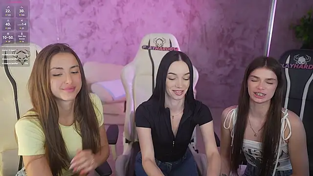 Luna_secretgirl's Webcam Show