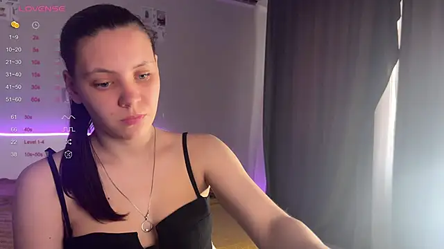 Katherine___Ross 即時 XXX 聊天