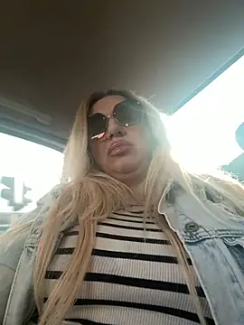 TheeaBlanco 即時 XXX 聊天