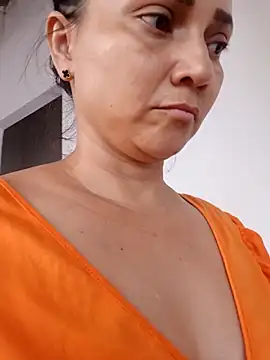 Amanda39 Live XXX-chat