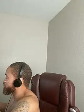 Fathero1time Show in webcam