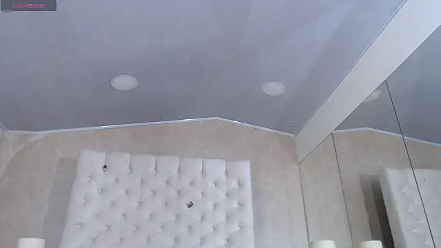 La_Crespa_x's Webcam Show