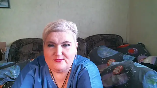 Lana555 Adlı Modelin Canlı XXX Sohbeti