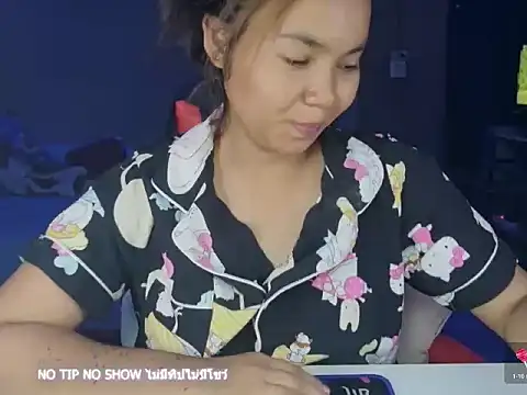 PRIMROSE_ Adlı Modelin Canlı XXX Sohbeti