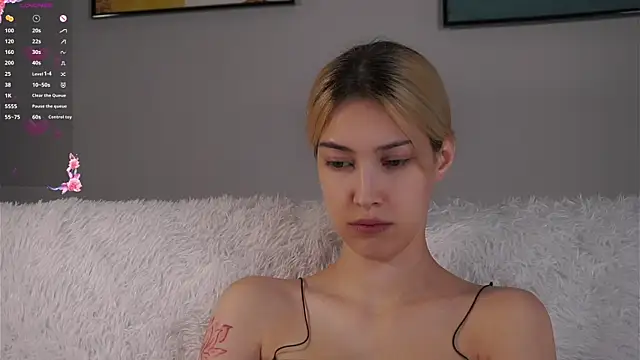 Chatroom XXX en direct de AngelicRice