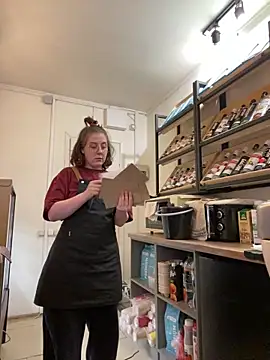 Онлайн чат XXX cinnabon_