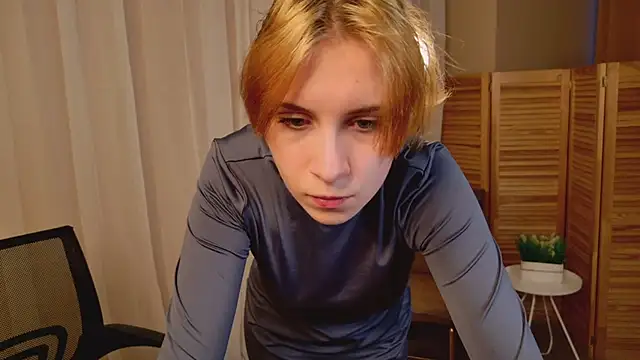 miraiakik 现场XXX聊天