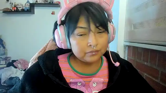 Shaddycute_のライブXXXチャット