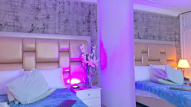 SelennaCooper's Webcam Show