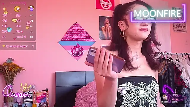 moonfiredancer Pertunjukan Webcam