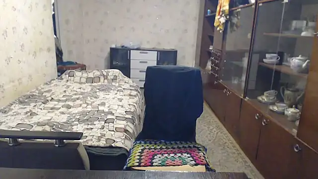 HotLusi: απευθείας συνομιλία ΧΧΧ