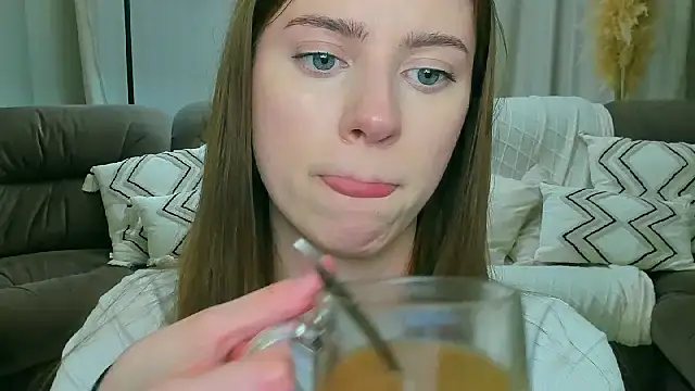 Erica_Kiss' Live XXX Chat