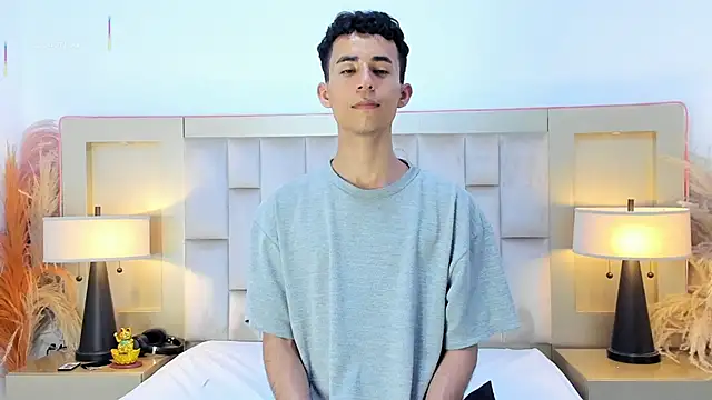 Zahir_Ashar Live XXX-Chat