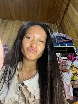 Chat XXX Live Jolinie