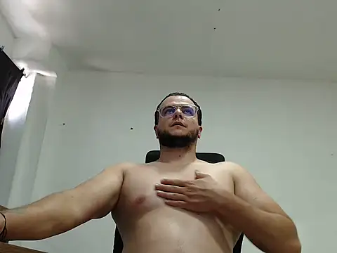 Masterboy00 Live XXX Chat