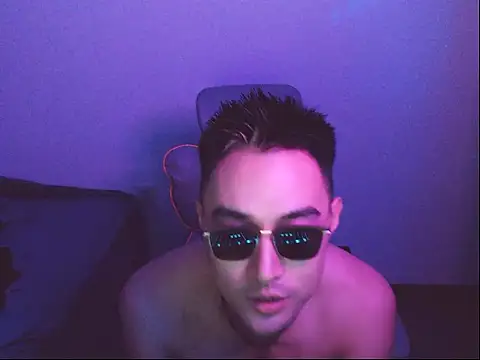 Show modela Ruize531 na web-kameri