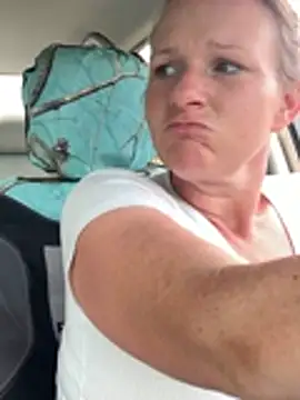 Sembang XXX Secara Langsung RagingRebecca