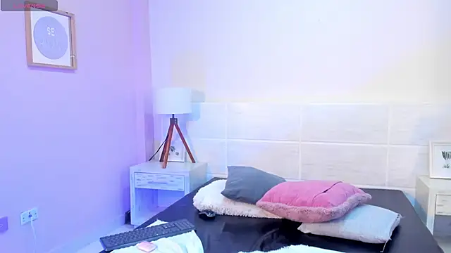 Czat XXX na żywo – CAROLYNFOSTER