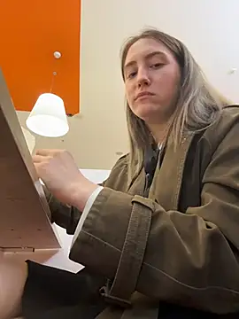 Tiny_Anny – webcam-show