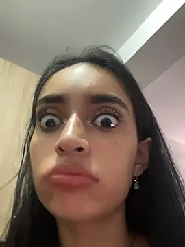 Chat XXX ao vivo de leilani_X